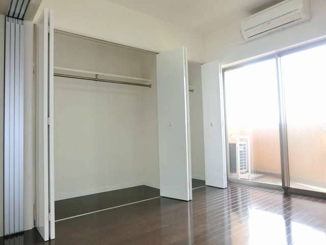 アルファスイート浦和本太フレストの収納|別号室の参考写真です☆たっぷり収納・大型クローゼットを設置しています。☆