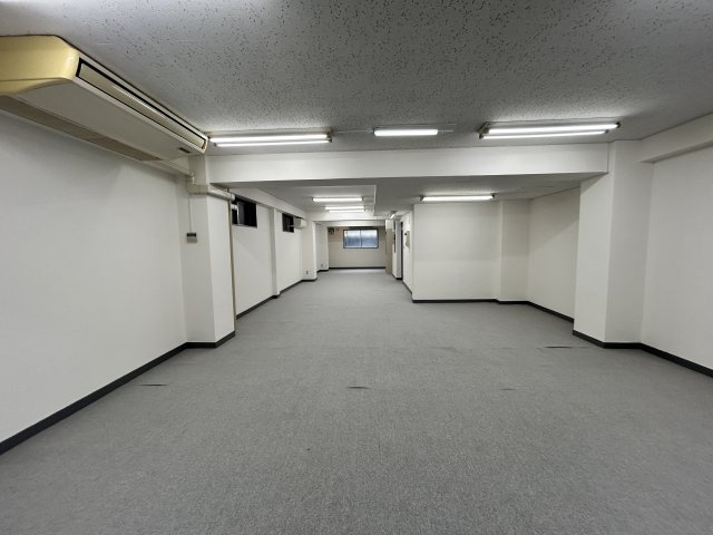 富士ビルの内装