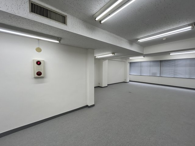 富士ビルのロビー