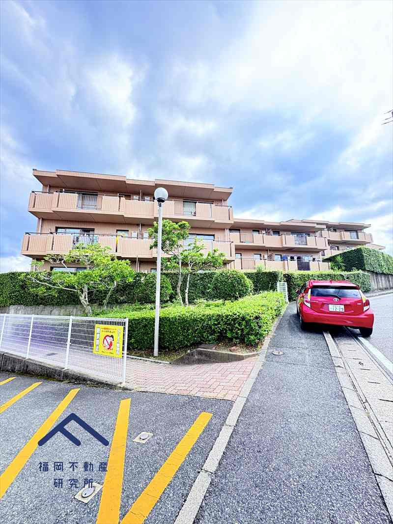 ロマネスク東油山アンベリールB棟