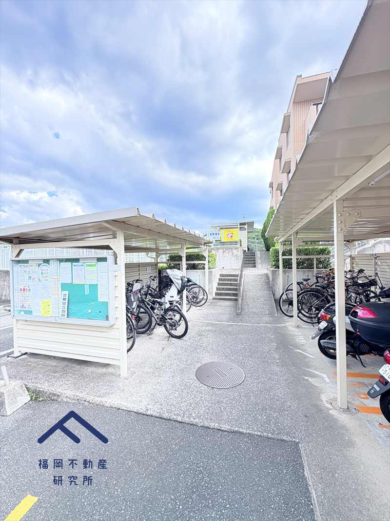 ロマネスク東油山アンベリールB棟の周辺
