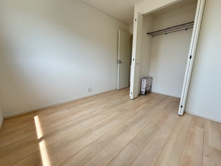 【収納】 | 東広島市西条町寺家（寺家駅）全6区画　NO2 | 2階　洋室×3　収納付きでお部屋がスッキリ広く使えます。
