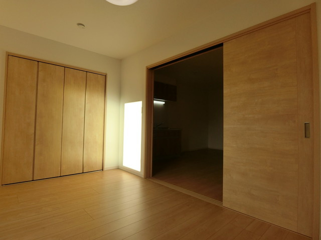 レークコートの洋室