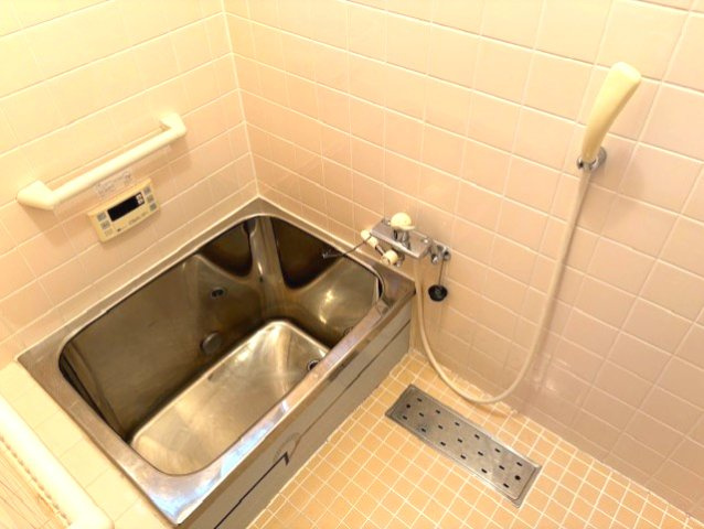 常松町２丁目戸建の浴室|落ち着いた空間のお風呂です