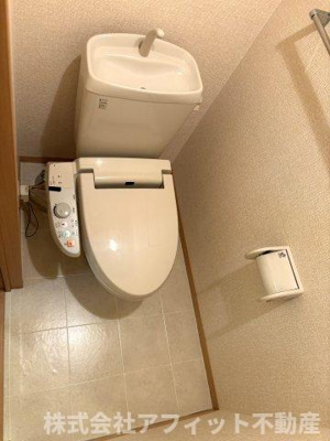 【トイレ】 | スマイリーハウス | 温水洗浄暖房便座