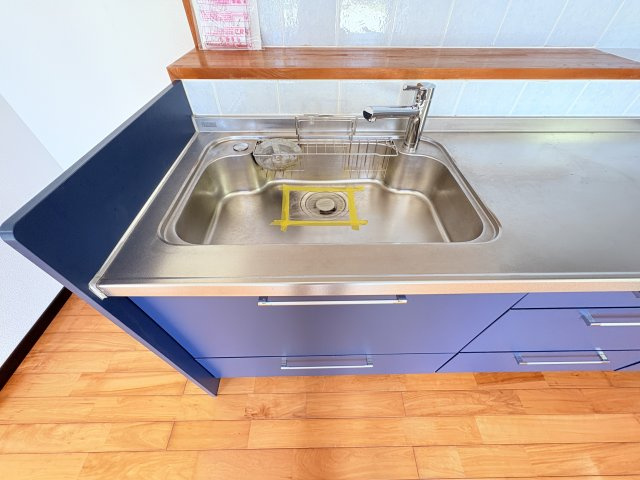 読谷村高志保1249-9中古戸建てのキッチン