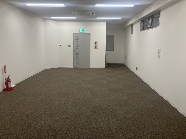 佑昌ビルの内装