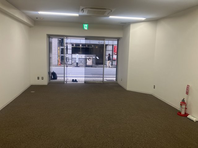 佑昌ビルの内装