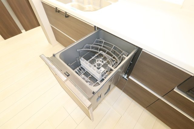 郡山市安積荒井２丁目　　　１号棟　　　安積第１小学校、安積中学区の収納