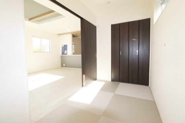 郡山市安積荒井２丁目　　　１号棟　　　安積第１小学校、安積中学区の収納