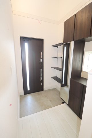 郡山市安積荒井２丁目　　　１号棟　　　安積第１小学校、安積中学区の収納