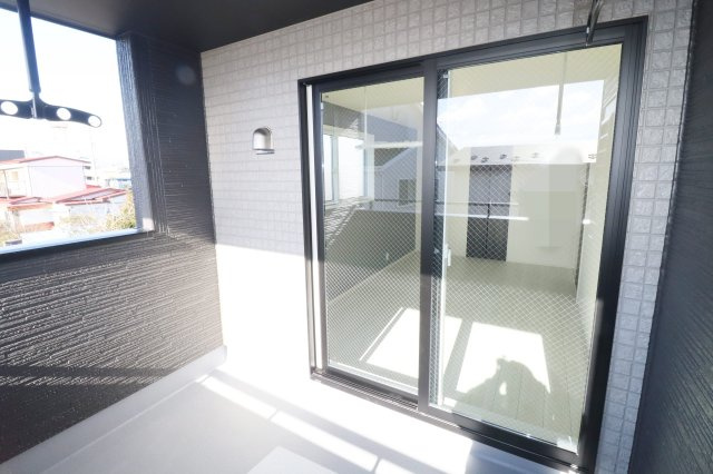 郡山市安積荒井２丁目　　　１号棟　　　安積第１小学校、安積中学区の洋室