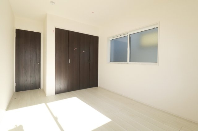 郡山市安積荒井２丁目　　　１号棟　　　安積第１小学校、安積中学区の収納