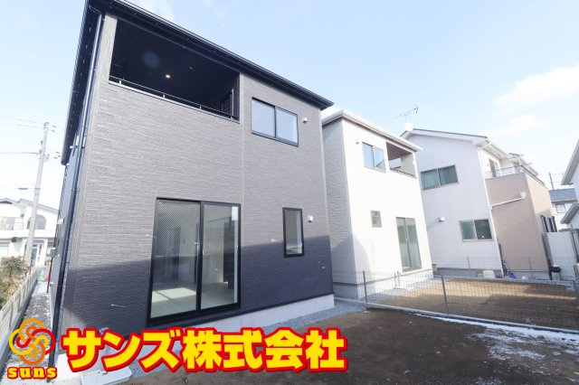 郡山市安積荒井２丁目　　　１号棟　　　安積第１小学校、安積中学区の居間・リビング