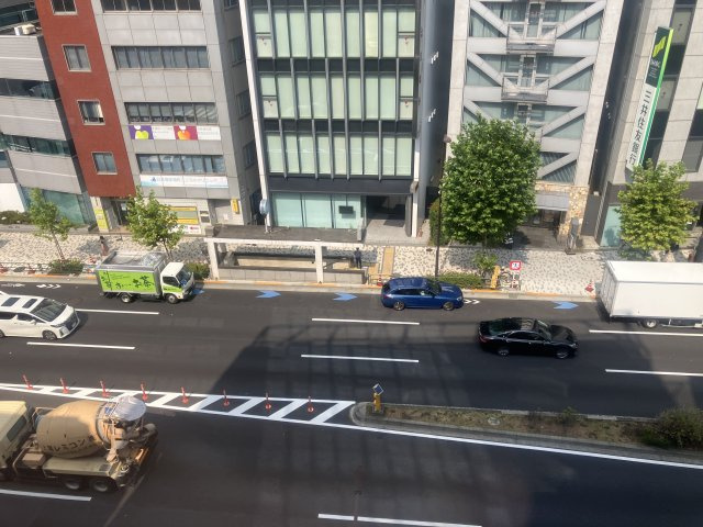 樋口本店ビルの駐車場