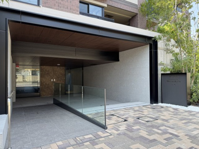 【エントランス】 | アトラスシティ千歳烏山グランスィート杜の棟