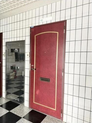 グローリーハイツ東成の玄関