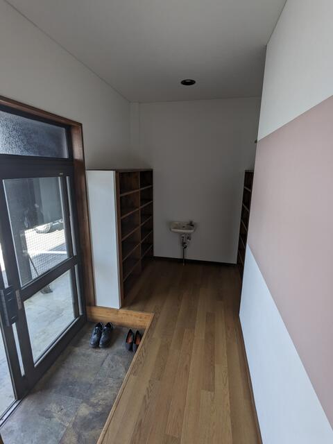 横倉新田　店舗の居間・リビング