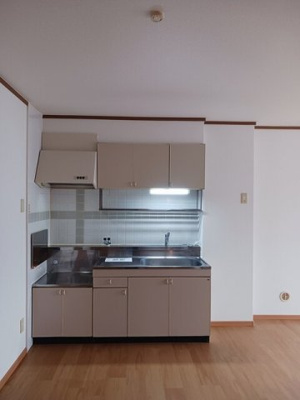 【キッチン】 | ブールバールⅡ | コンパクトなキッチンで掃除もラクラク