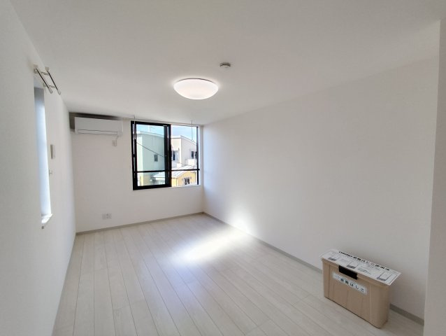 ミューズ新小岩の洋室