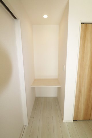 郡山市安積荒井２丁目　　　２号棟　　　安積第１小学校、安積中学区の内装