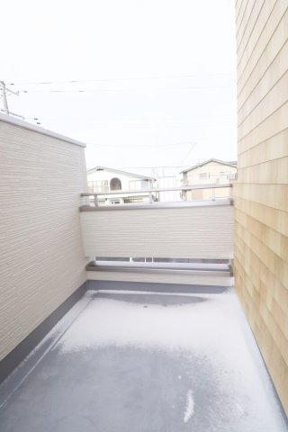 郡山市安積荒井２丁目　　　２号棟　　　安積第１小学校、安積中学区のバルコニー|北側バルコニー♪