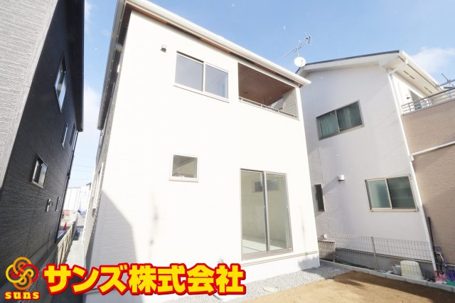 郡山市安積荒井２丁目　　　２号棟　　　安積第１小学校、安積中学区の外観|南西側から見た外観