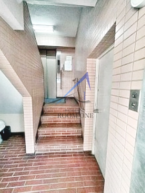 レジデンスフジワラのエントランス