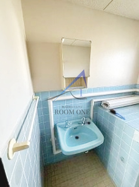 レジデンスフジワラの洗面所|洗面台です。