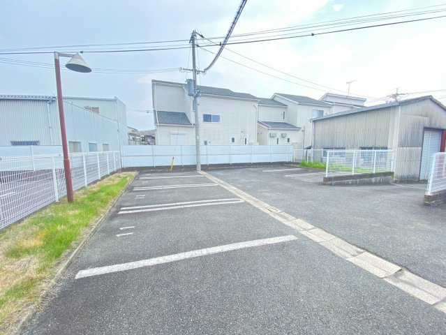 イノセント　エンジェルの駐車場