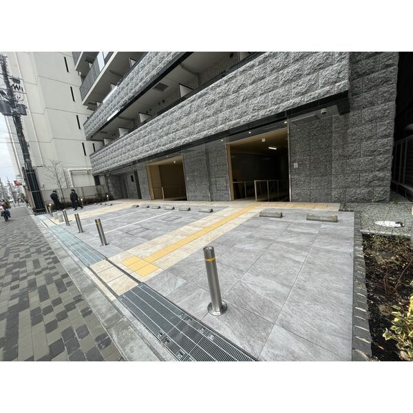 スプランディッド堀江の駐車場