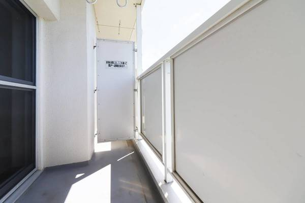 ビレッジハウス成田吾妻タワー1号棟のバルコニー|ビレッジハウスの同一物件・同一タイプの間取りの写真です