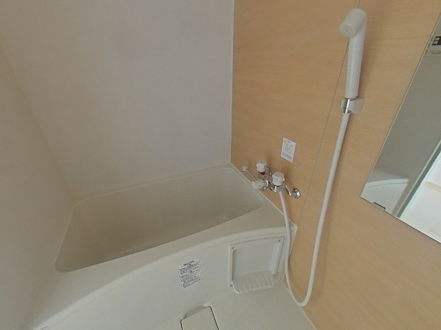  ベルコリーナ保土ヶ谷の浴室|落ち着いた空間のお風呂です