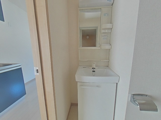  ベルコリーナ保土ヶ谷の内装|明るい色調の室内です