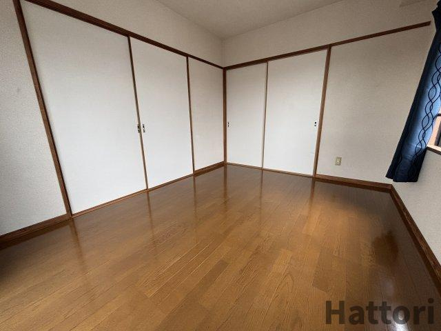 パークウエスト豊中の居間・リビング