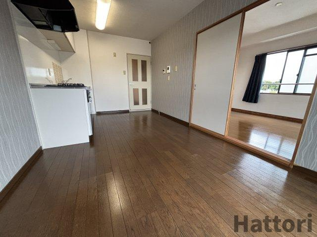 パークウエスト豊中の居間・リビング