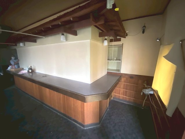 百々西町の内装