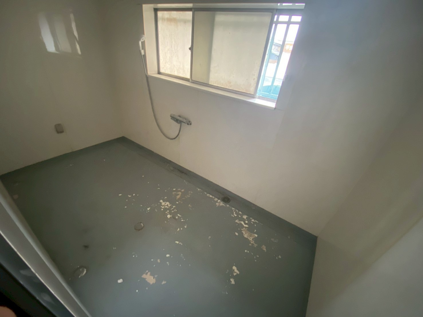 百々西町の内装