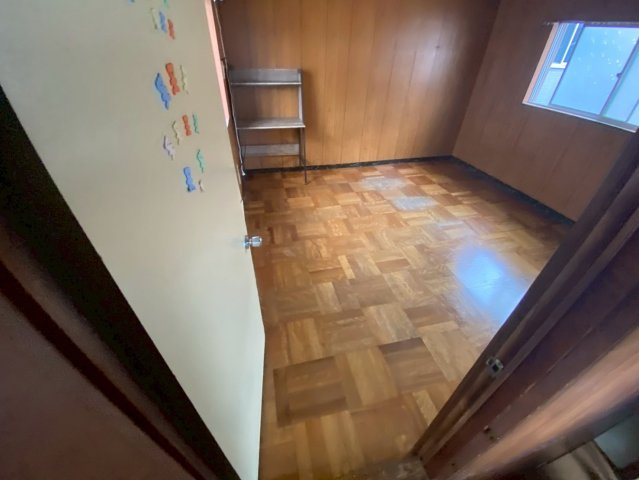 百々西町の内装