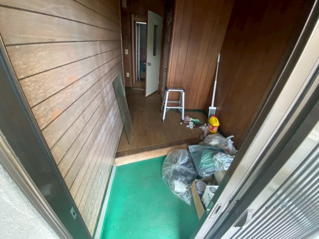 百々西町の内装