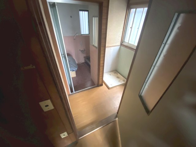 百々西町の内装