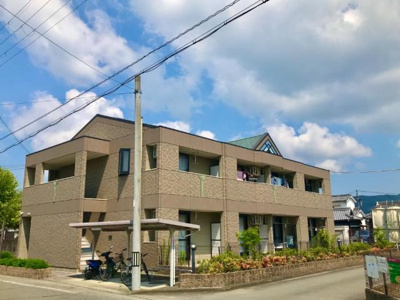 【外観】 | プリマヴェラ | 外観写真（昼）