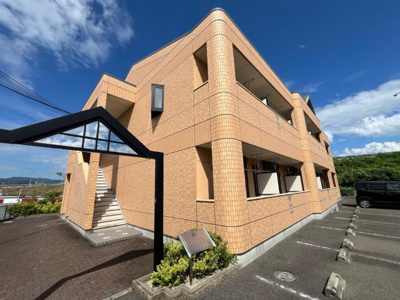 【外観】 | 彩城Ａ | 外観写真（昼）