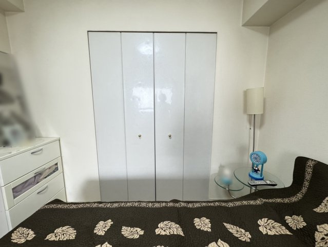 ワコーレアーバンフラッツ三宮東の洋室