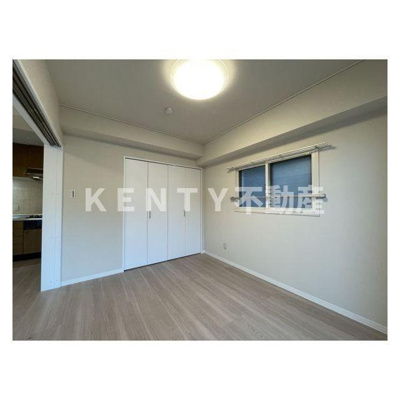 【寝室】 | ミリアレジデンス池上 | 開放的な寝室です