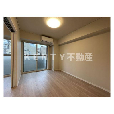 【寝室】 | ミリアレジデンス池上 | 落ち着いた色調の寝室です