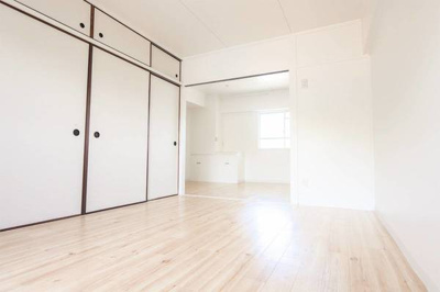 【居間・リビング】 | ビレッジハウス紀三井寺2号棟 | ビレッジハウスの同一物件・同一タイプの間取りの写真です