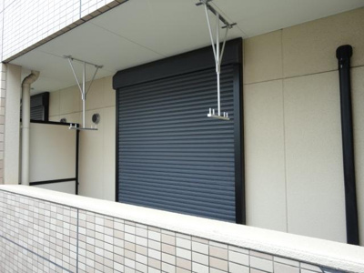 【内装】 | ピアチェーレ | 窓シャッター