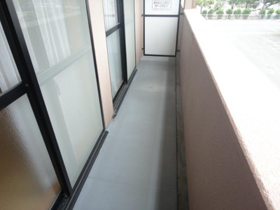 【その他】 | ヴィレッジ名草PARTⅢ | ベランダ