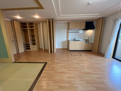 【内装】 | プレサス ヒルズ | 室内